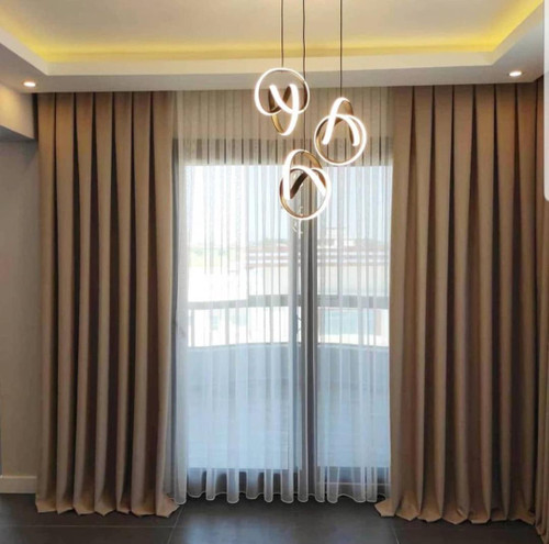 پرده آماده شماره یک-حریر ابریشم به همراه 2 دکوری نسکافه